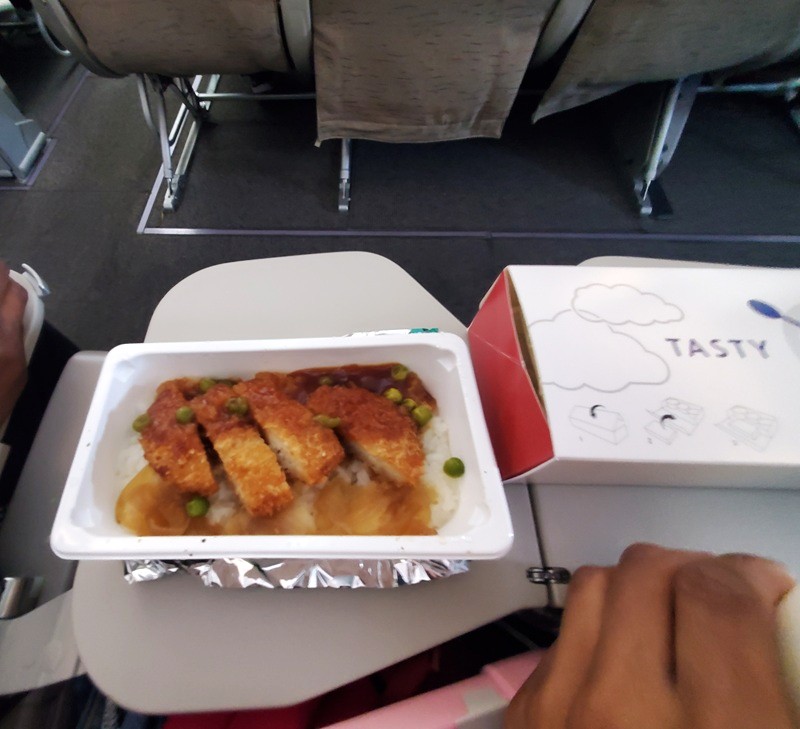 asiana-airlines-economy-class