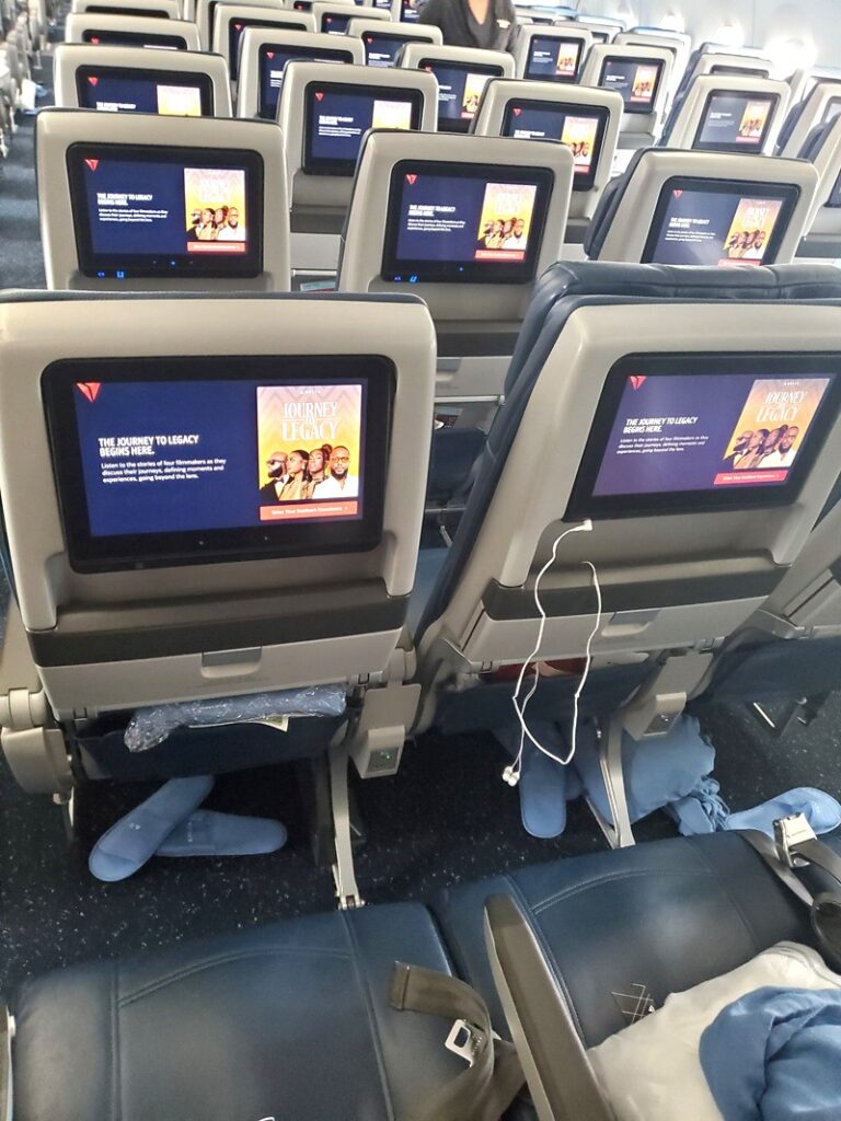 delta-airlines-economy-long-haul