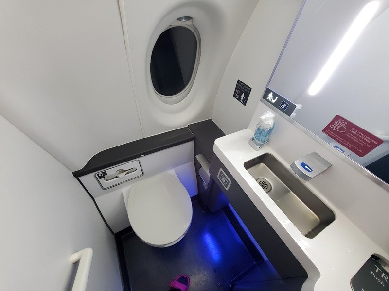 delta-airlines-economy-short-haul